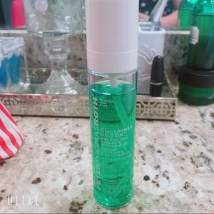Makeup - Peter Thomas Roth water mist Makeup - Peter Thomas Roth water mist